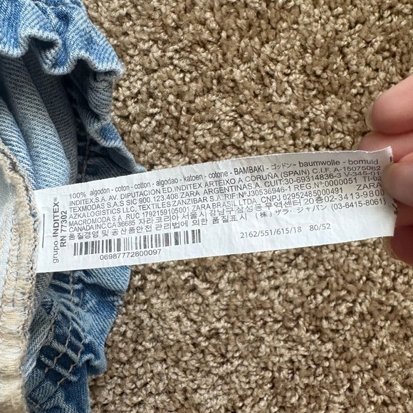 Zara light wash denim shorts - Picture 5 of 5